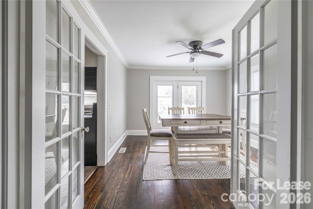 123 E 2nd Street - Photo 16