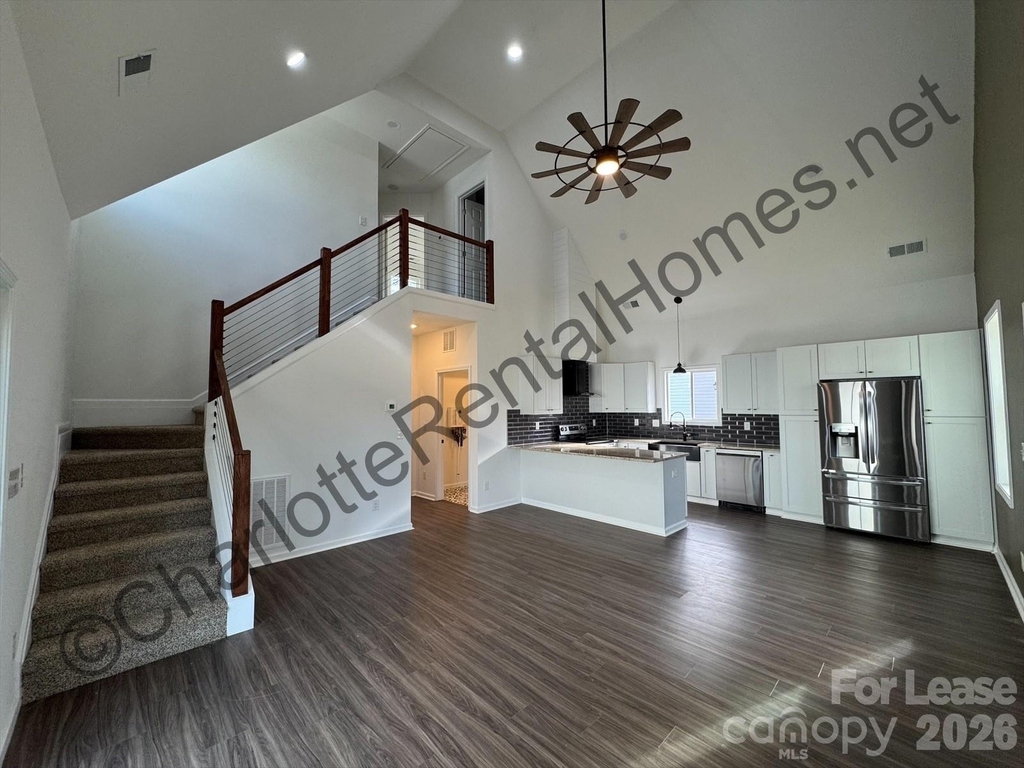 512 N Mulberry Street - Photo 5