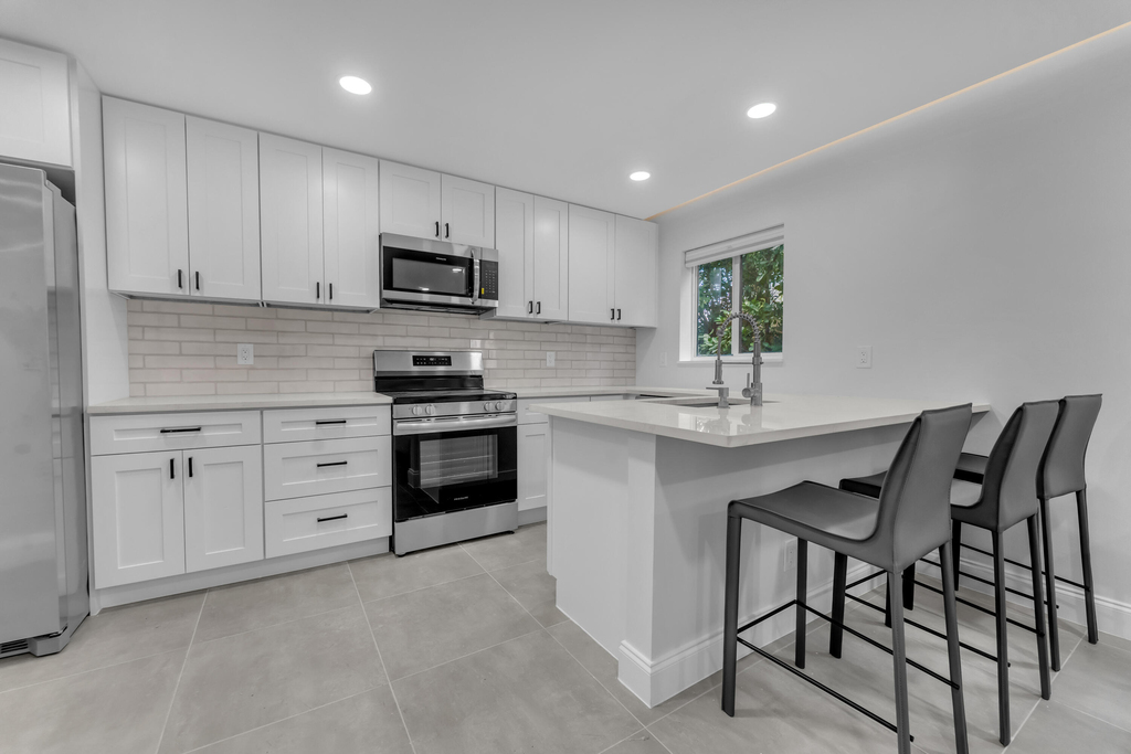 381 Se 15th Avenue - Photo 11