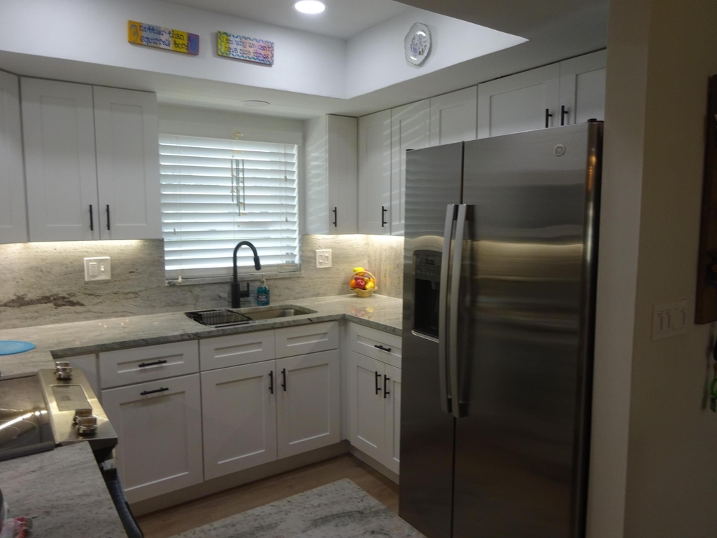 2864 E Crosley Dr Drive E - Photo 4