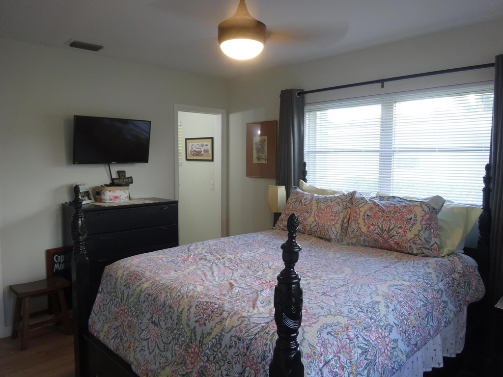 2864 E Crosley Dr Drive E - Photo 9
