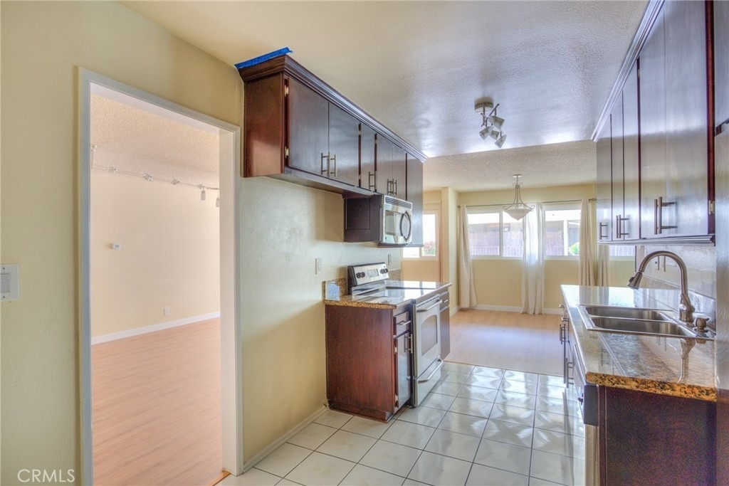 125 S Sierra Madre Blvd - Photo 12