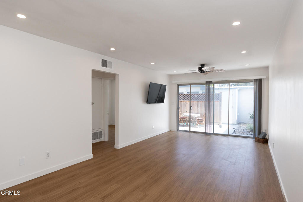 130 E Alta Green - Photo 6