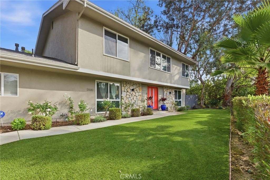 5500 Blanco Avenue - Photo 1