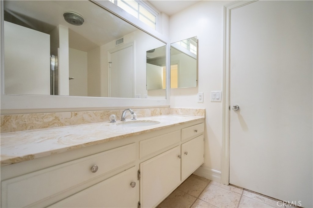 11761 Encino Avenue - Photo 28