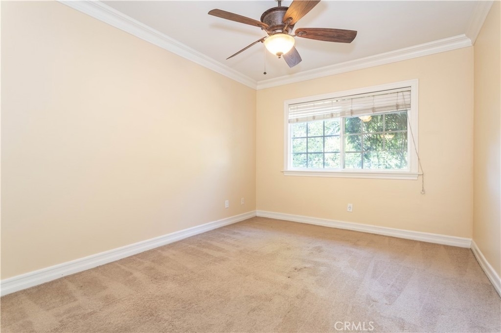 11761 Encino Avenue - Photo 15