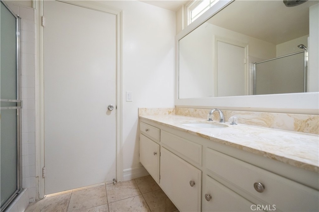 11761 Encino Avenue - Photo 27