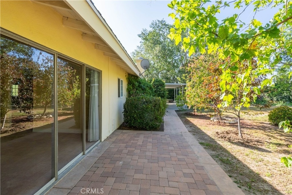 11761 Encino Avenue - Photo 38