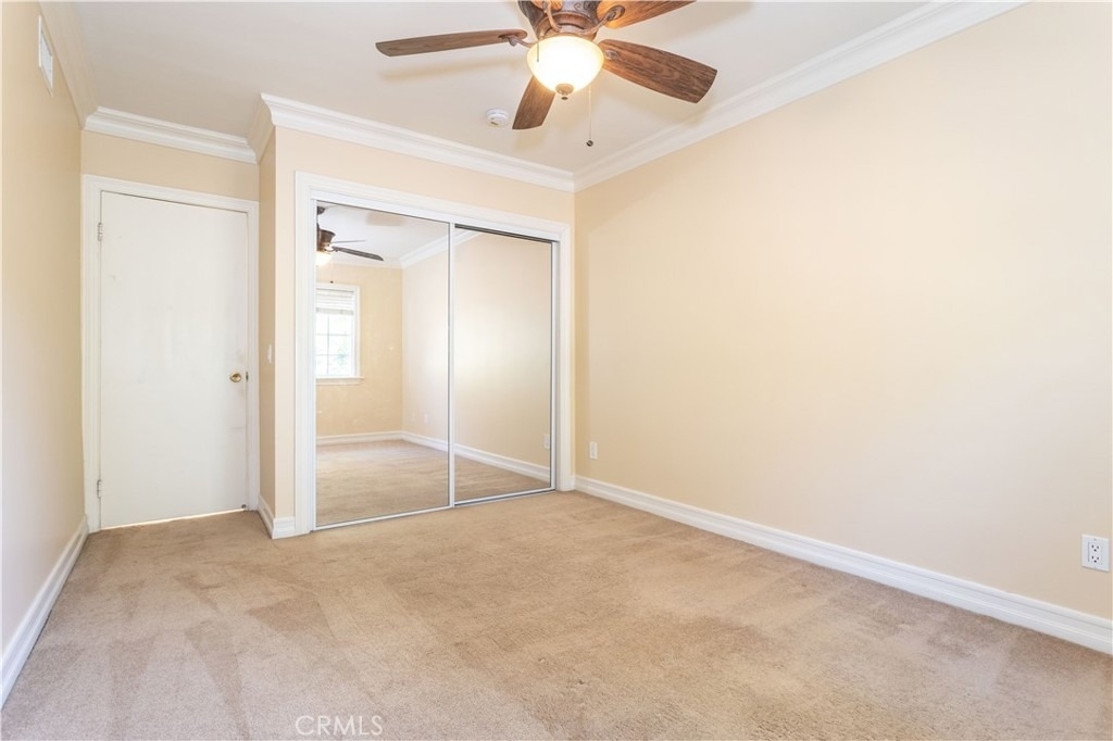 11761 Encino Avenue - Photo 18