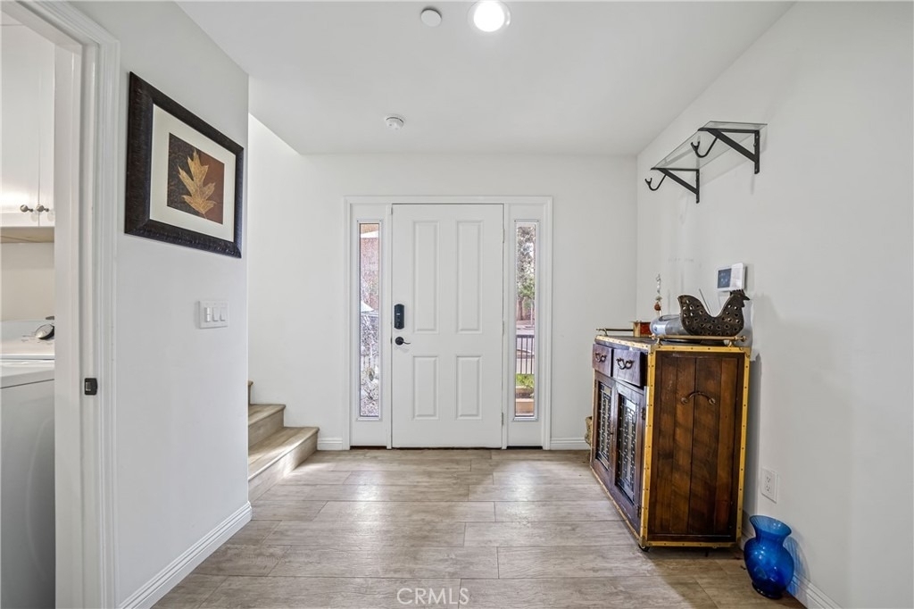 1101 N Maclay - Photo 2