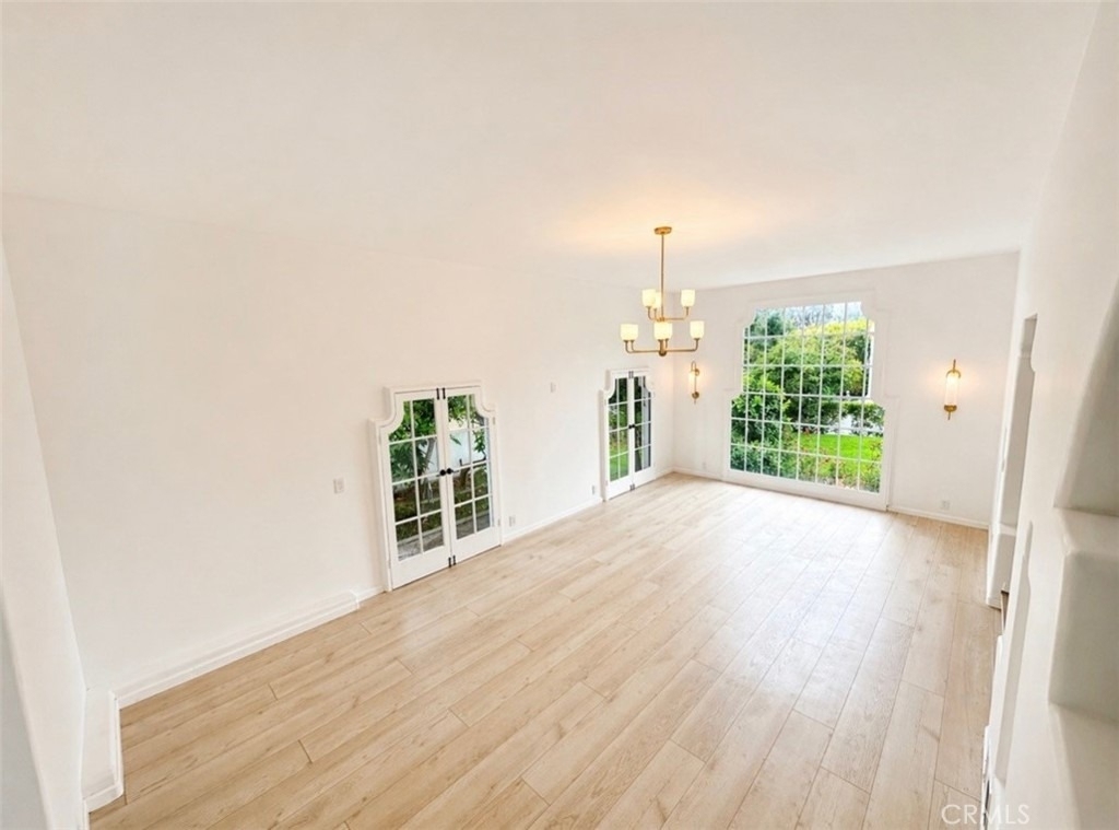 710 Adelaide Place - Photo 8