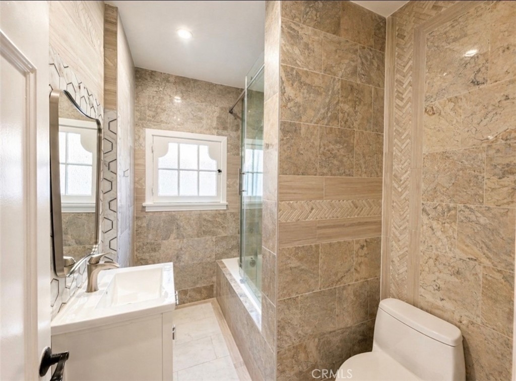 710 Adelaide Place - Photo 19