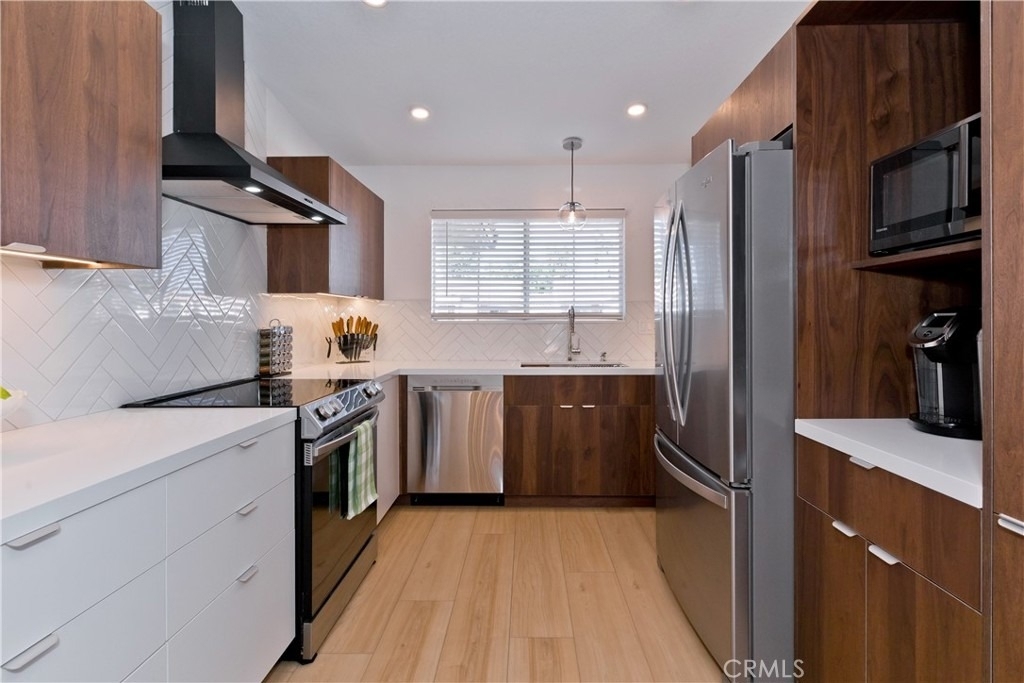 505 S Farrell Drive - Photo 5