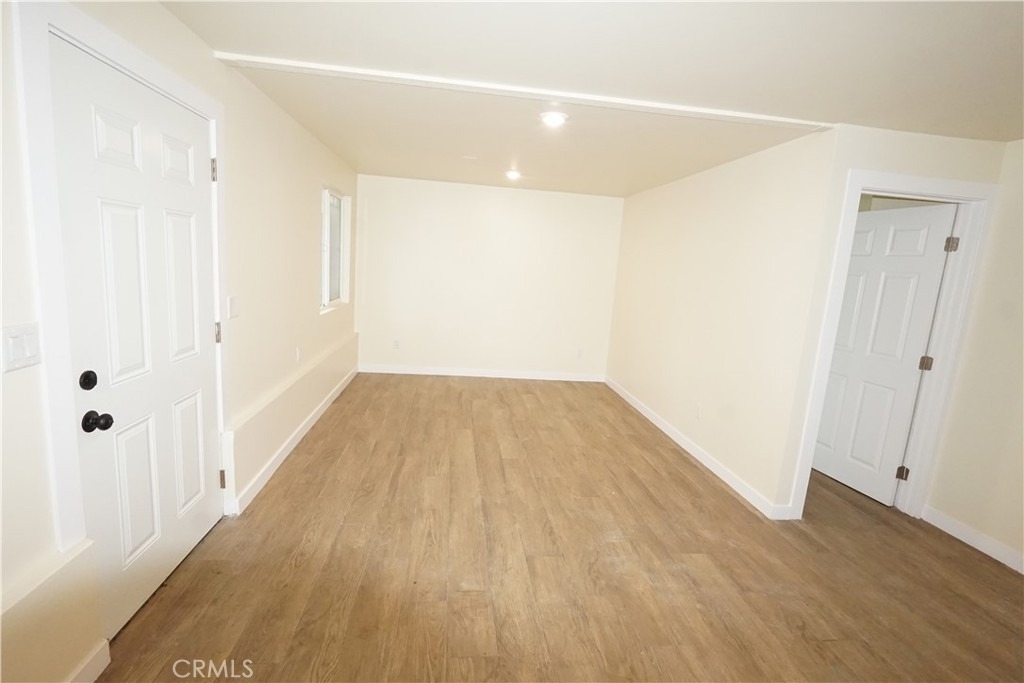448 W 41st Place - Photo 14