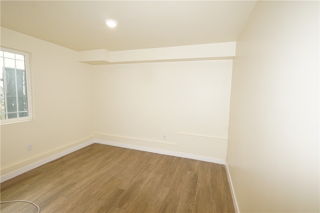 448 W 41st Place - Photo 13