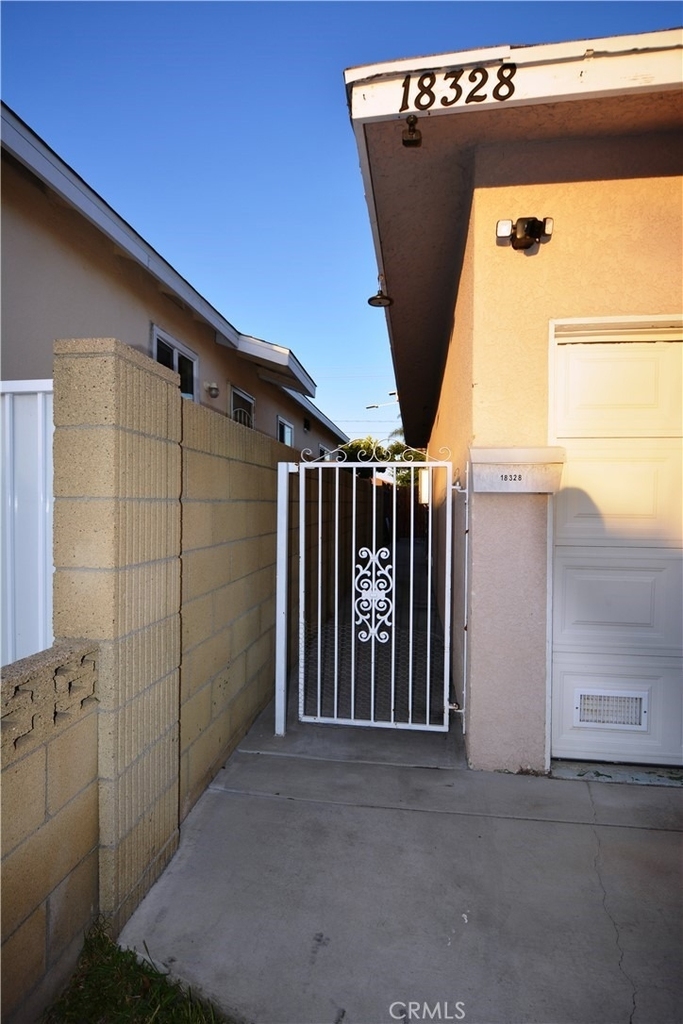18328 Devlin Avenue - Photo 2