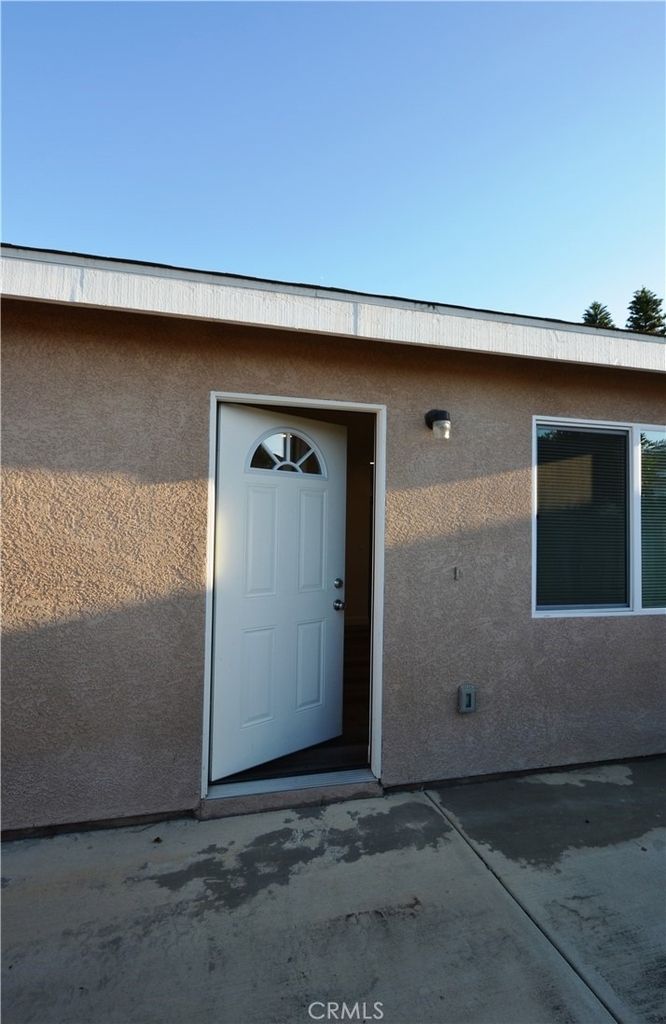 18328 Devlin Avenue - Photo 7