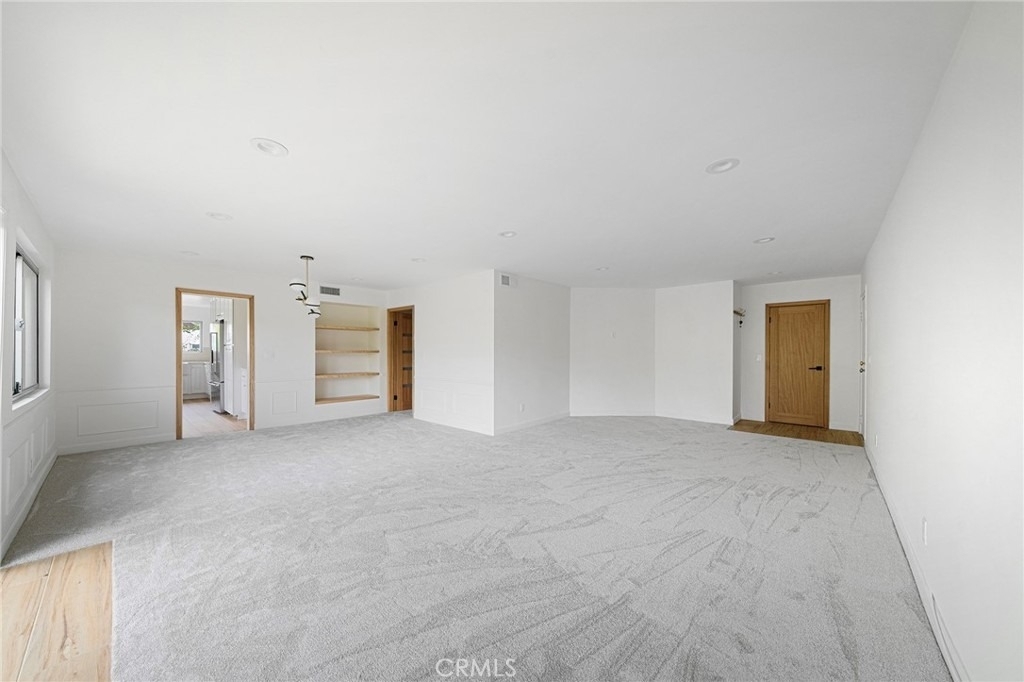420 S Madison Avenue - Photo 6