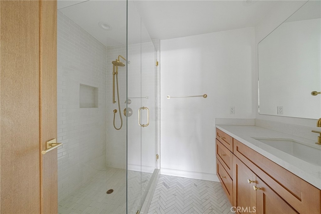420 S Madison Avenue - Photo 21