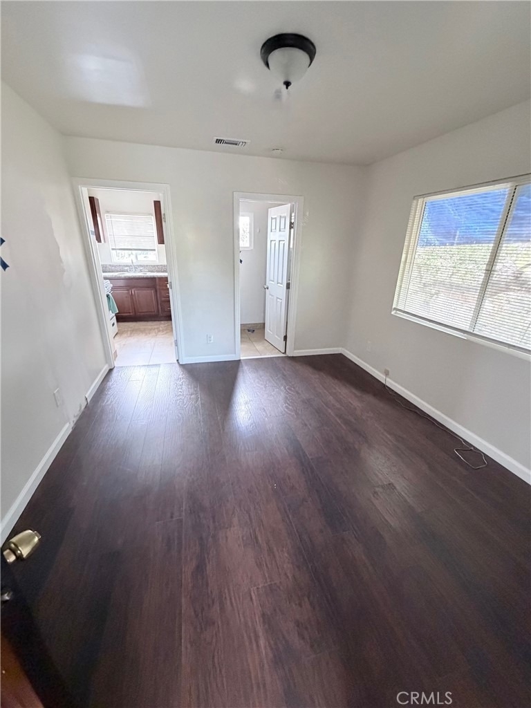 1248 Wesley Avenue - Photo 9