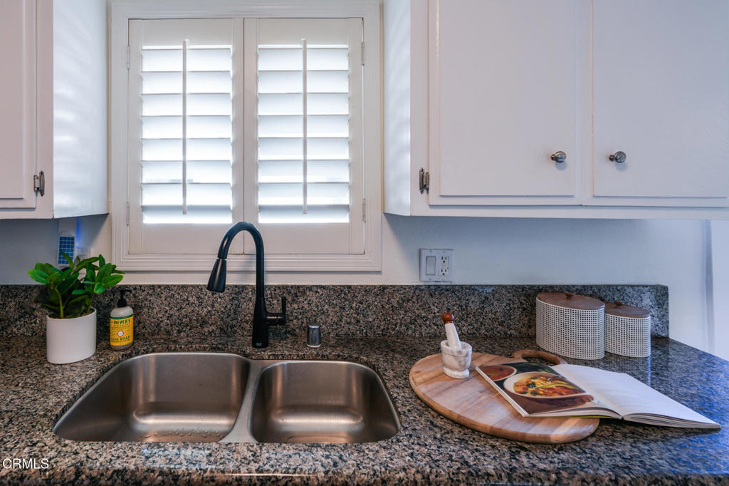 120 S Sierra Madre Boulevard - Photo 15