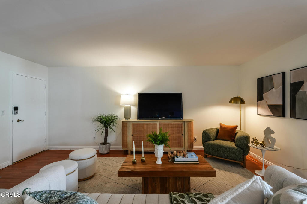 120 S Sierra Madre Boulevard - Photo 5