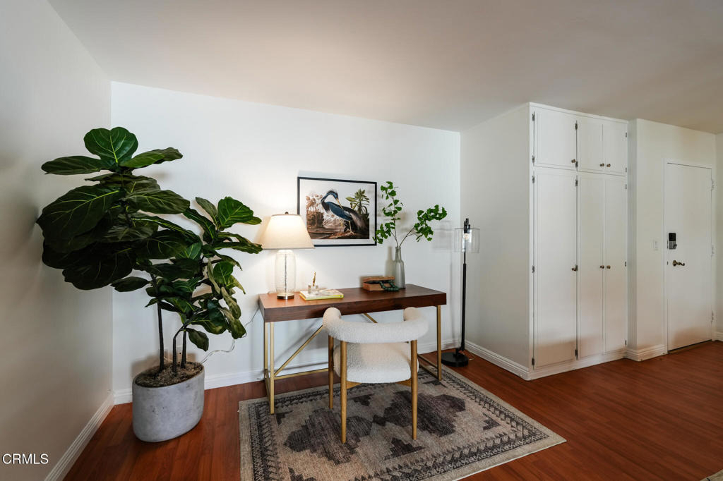 120 S Sierra Madre Boulevard - Photo 9