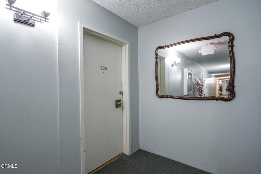 120 S Sierra Madre Boulevard - Photo 32
