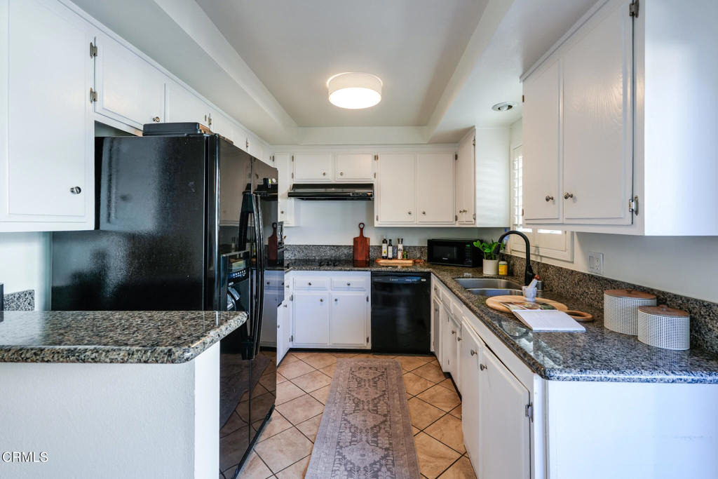 120 S Sierra Madre Boulevard - Photo 14