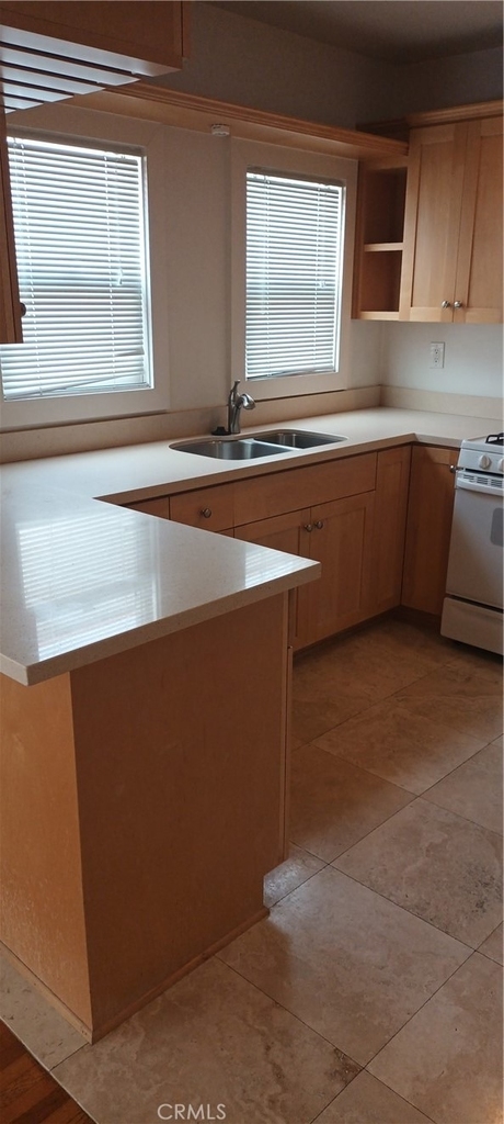 1511 E Ocean Avenue - Photo 7
