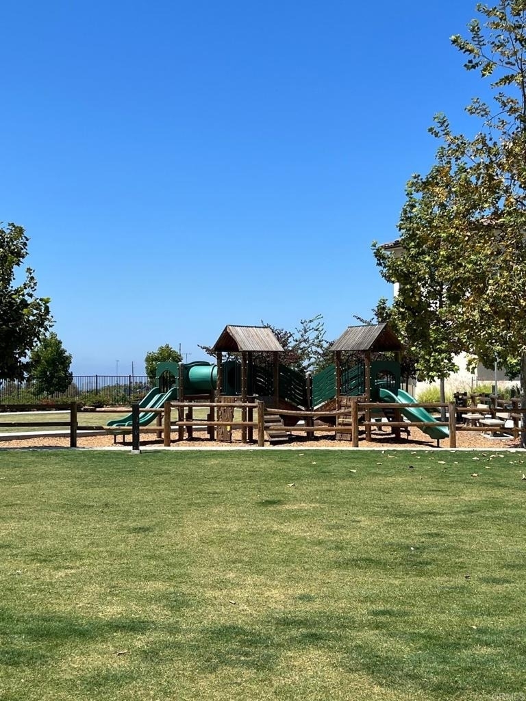 5422 Beachfront - Photo 20