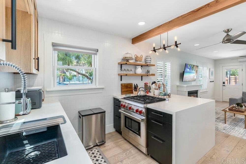 818 7th Street - Photo 11