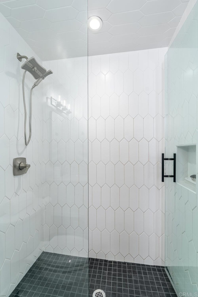 818 7th Street - Photo 24