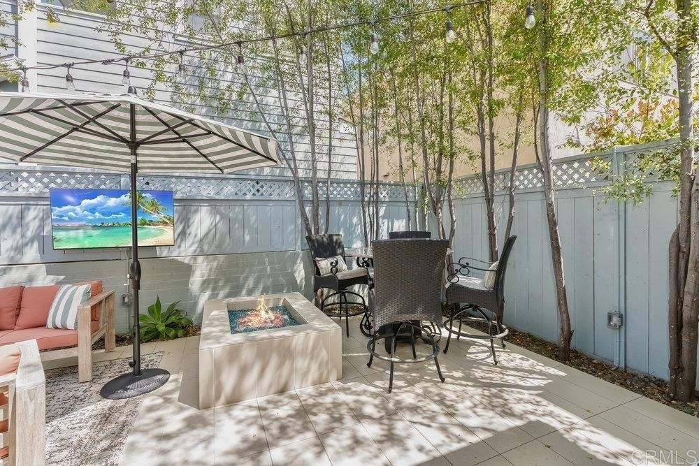 818 7th Street - Photo 45