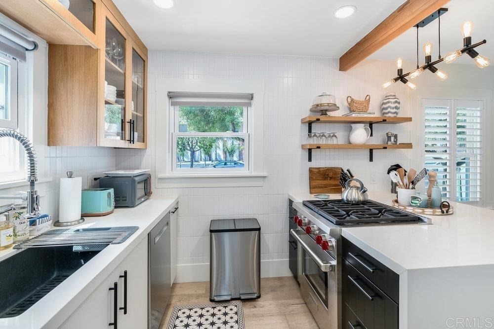 818 7th Street - Photo 12