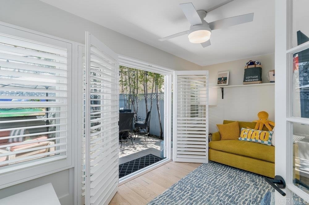 818 7th Street - Photo 32