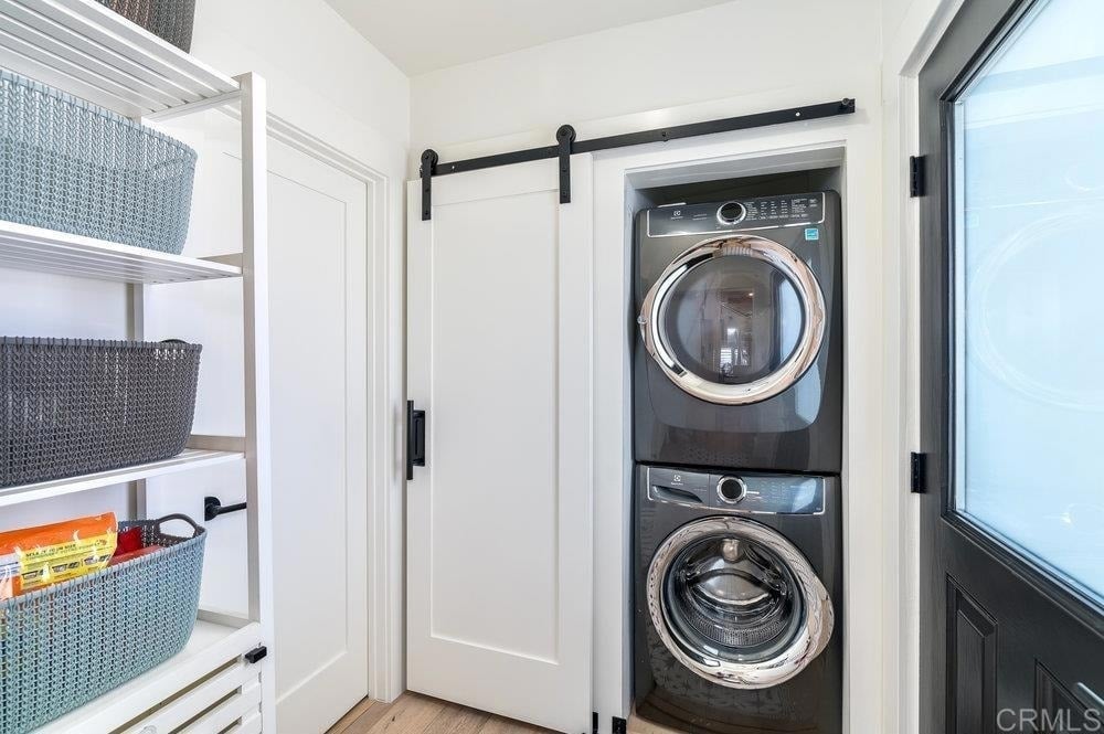 818 7th Street - Photo 18