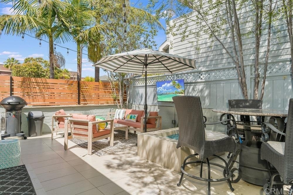 818 7th Street - Photo 41