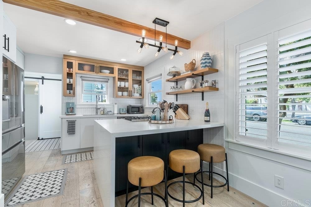 818 7th Street - Photo 8