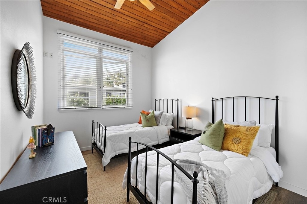 2609 Victoria Drive - Photo 14