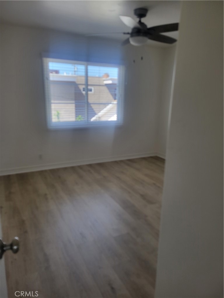 512 1/2 35th Street - Photo 12