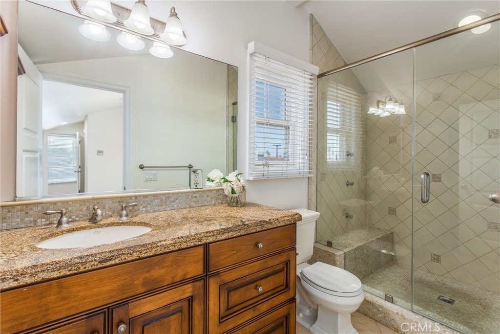 512 1/2 35th Street - Photo 17