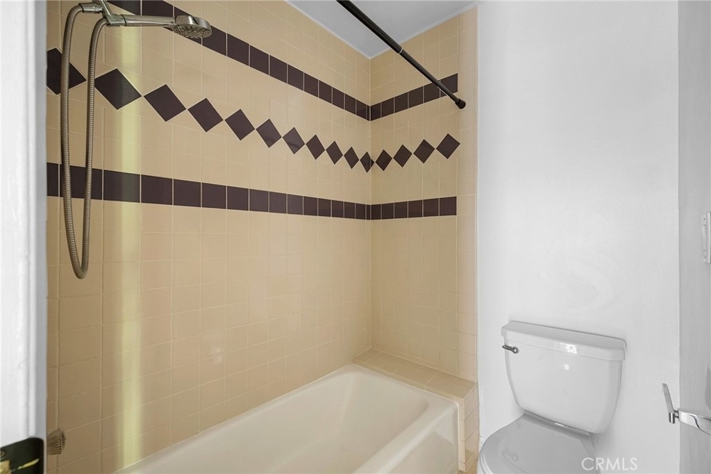 15344 Weddington Street - Photo 19