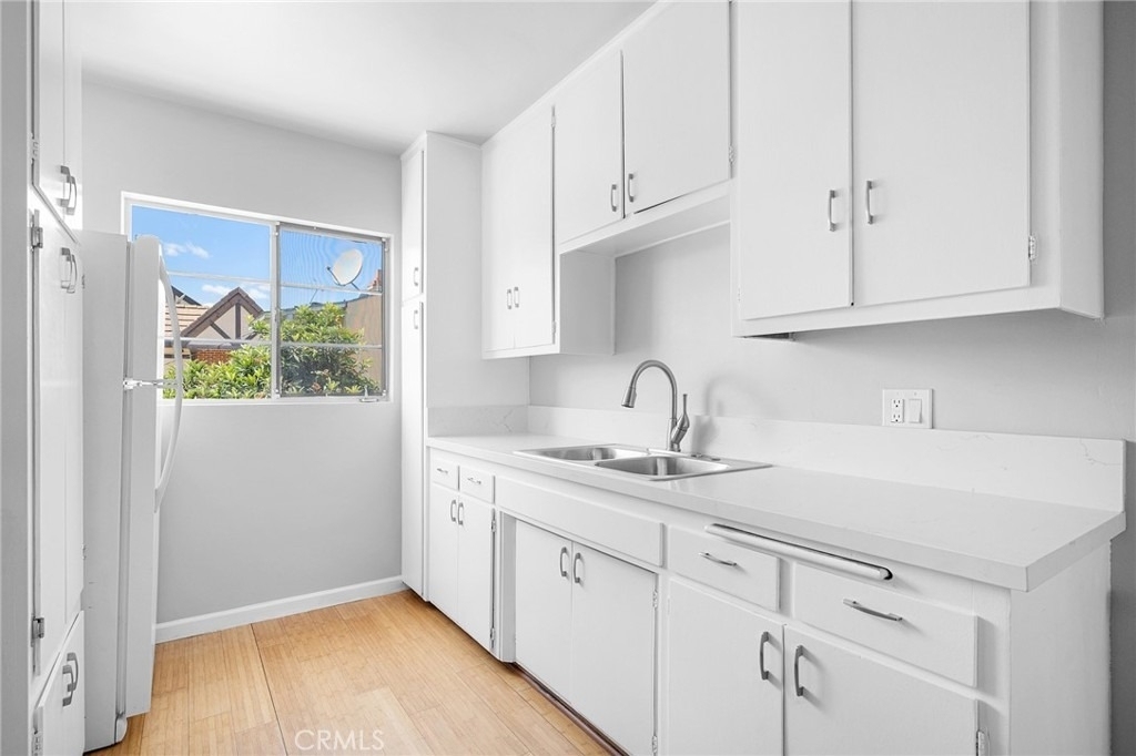 351 Salem Street - Photo 8