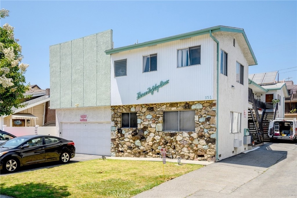 351 Salem Street - Photo 0