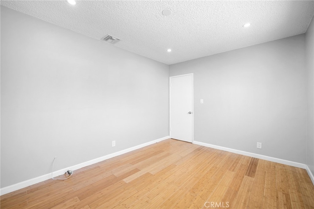 351 Salem Street - Photo 11