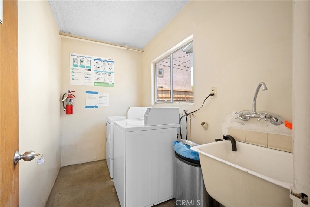 351 Salem Street - Photo 16