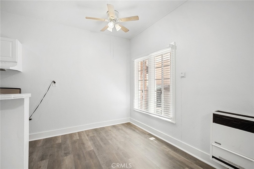 228 S Kenwood Street - Photo 8
