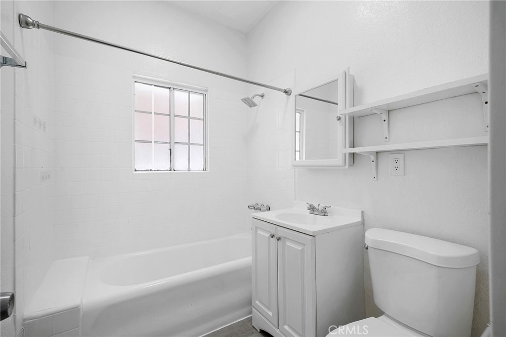 228 S Kenwood Street - Photo 10