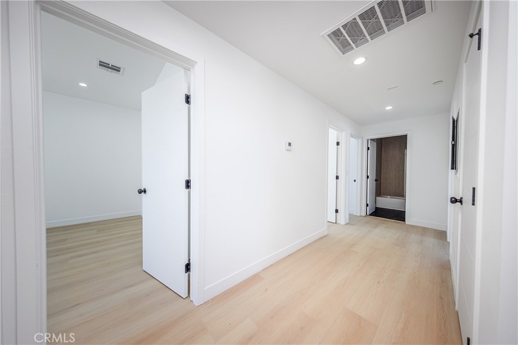 2847 S Victoria Avenue - Photo 14